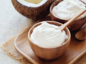 Homemade yogurt coconut greek yogurt